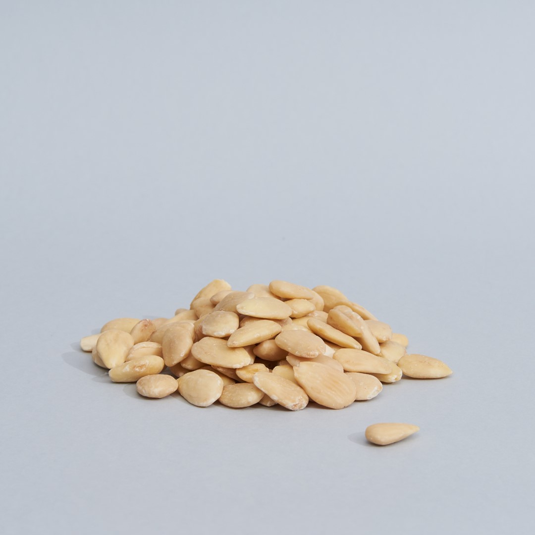 frutta-secca-mandorle-pelate-01.jpg