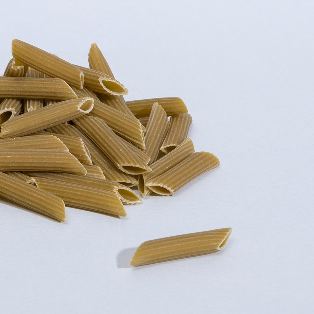 pasta-legumi-penne-piselli-02.jpg
